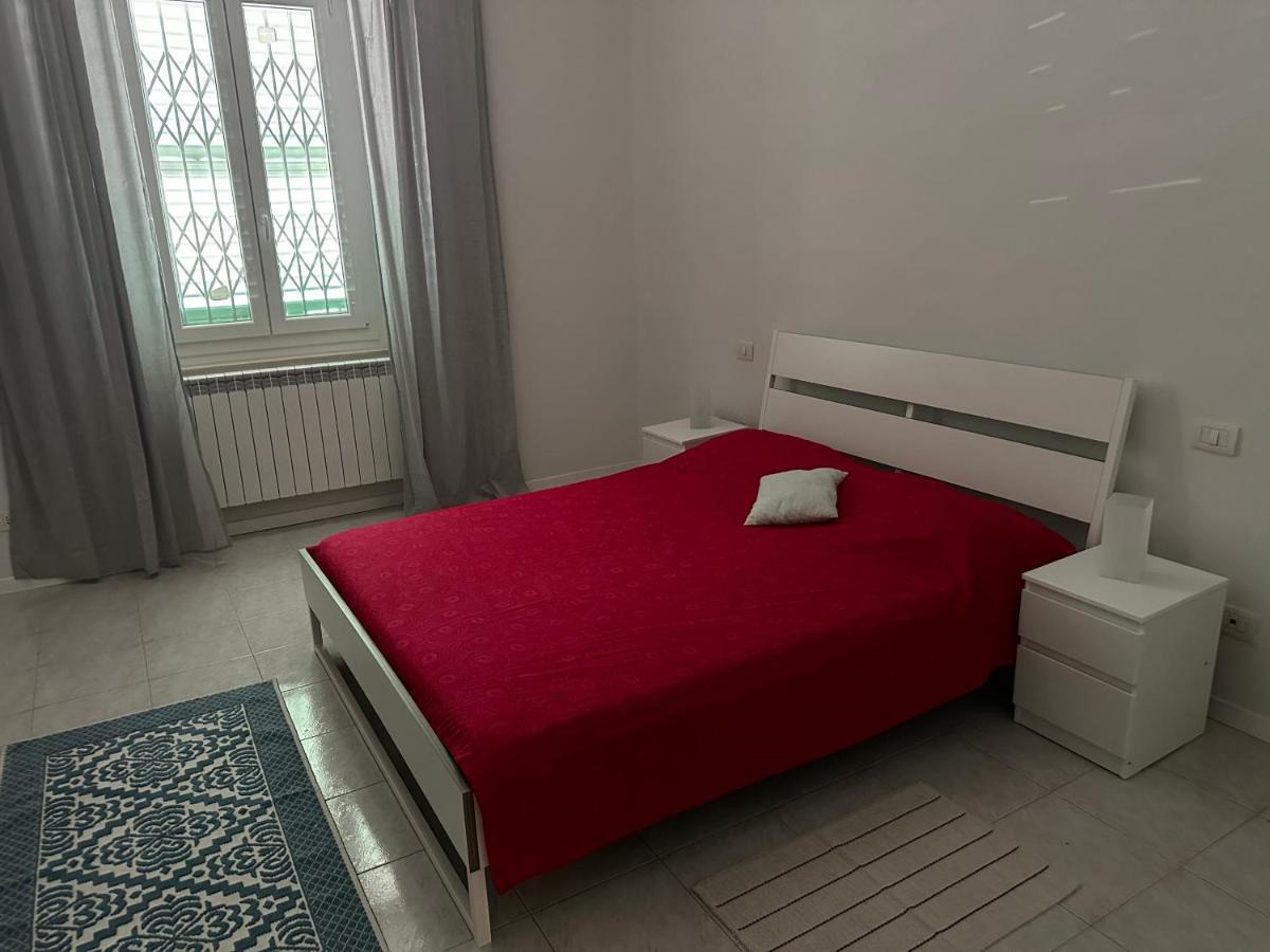 Casa Susanna - Delizioso Piano Terra, Centralissimo, Superservito, Tranquillo, Appena Fuori Ztl Parcheggio Libero Terni Luaran gambar
